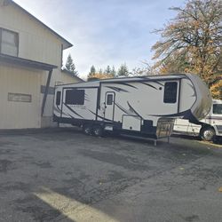 2017  Glacier Peak (Mountain Edition)