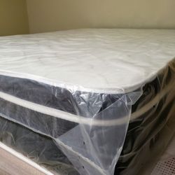King size new thick pillow top bed can deliver 