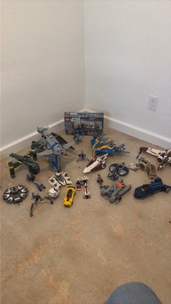 HUGE LEGO Star Wars and Marvel Lot