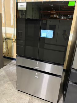 SAMSUNG RF90F29BECR Bespoke AI 4-Door French Door MSRP $3,999