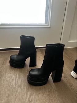 Steve Madden boots