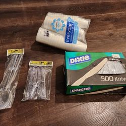 new 4 Dixie brand disposable products: 51 insulated cups and 500 plastic knives, 2 salad serve set, 4 plastic tongs 
