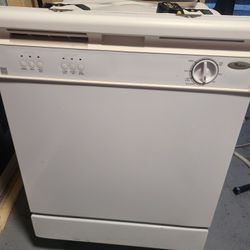 Whirlpool Dishwasher 