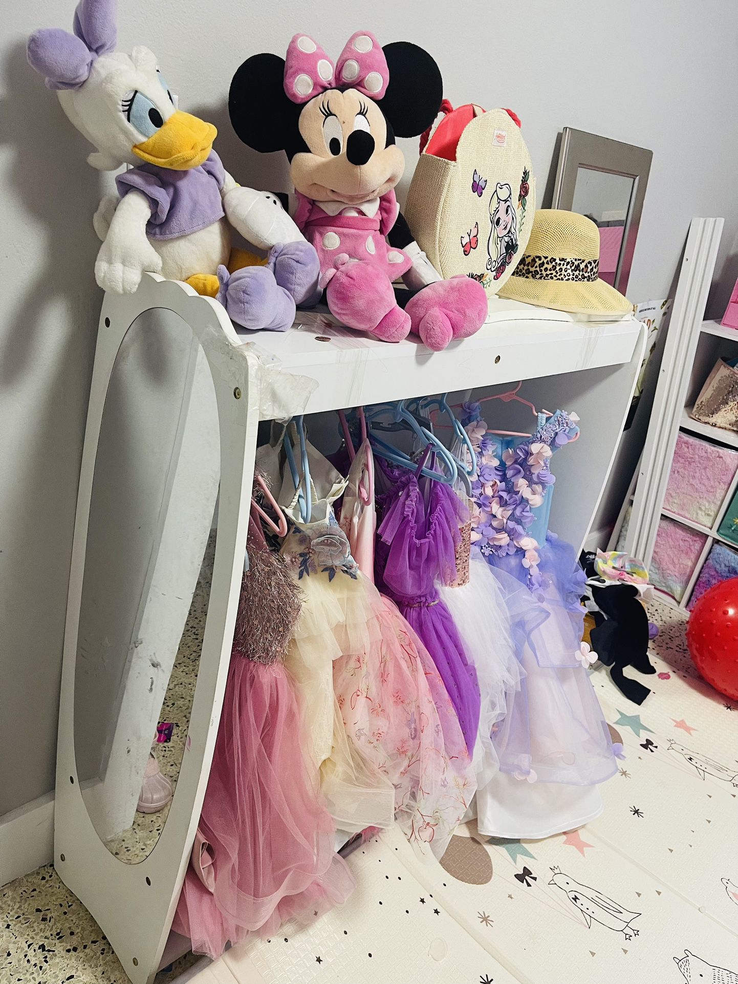 Kids Dress-Up Storage w/Mirror and Drawers