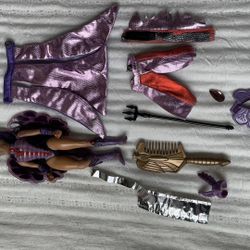 Vintage Galoob Golden Girls Moth Lady Action Figure with Accessories 1984