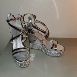 Brandnew silver colored summer wedges
