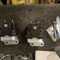 2006-10 Dodge Charger Motor Mounts 