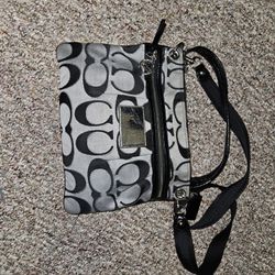 Coach Poppy Crossbody