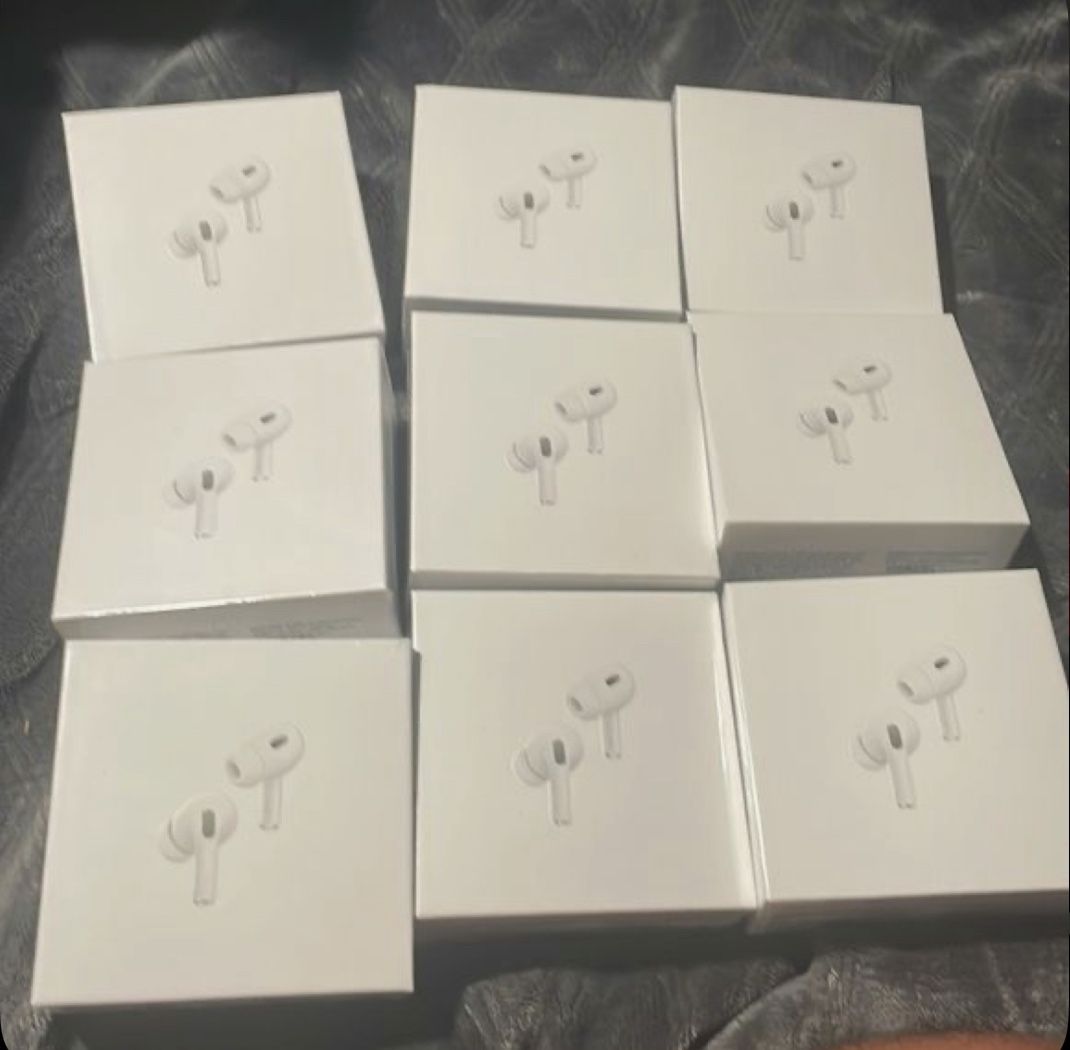 AirPods Pro 2nd Generation With MagSafe Wireless Charging Case