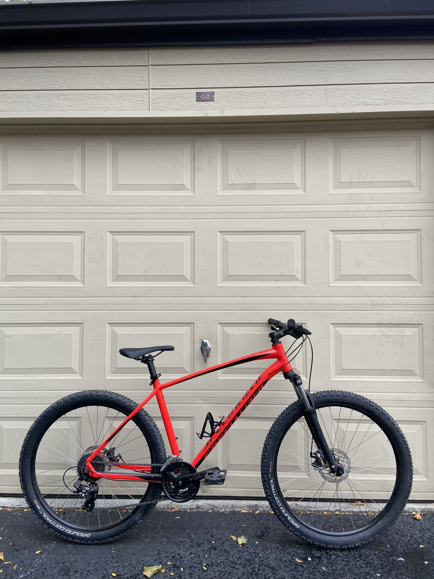 Specialized Pitch Mountain Bike – XL Frame - 27.5” wheels Men’s Bicycle Aluminium