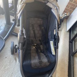 Stroller( Reduced Price) 
