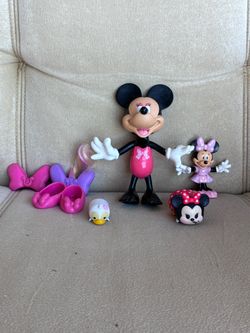 7pc Minnie Mouse and Accessories Lot