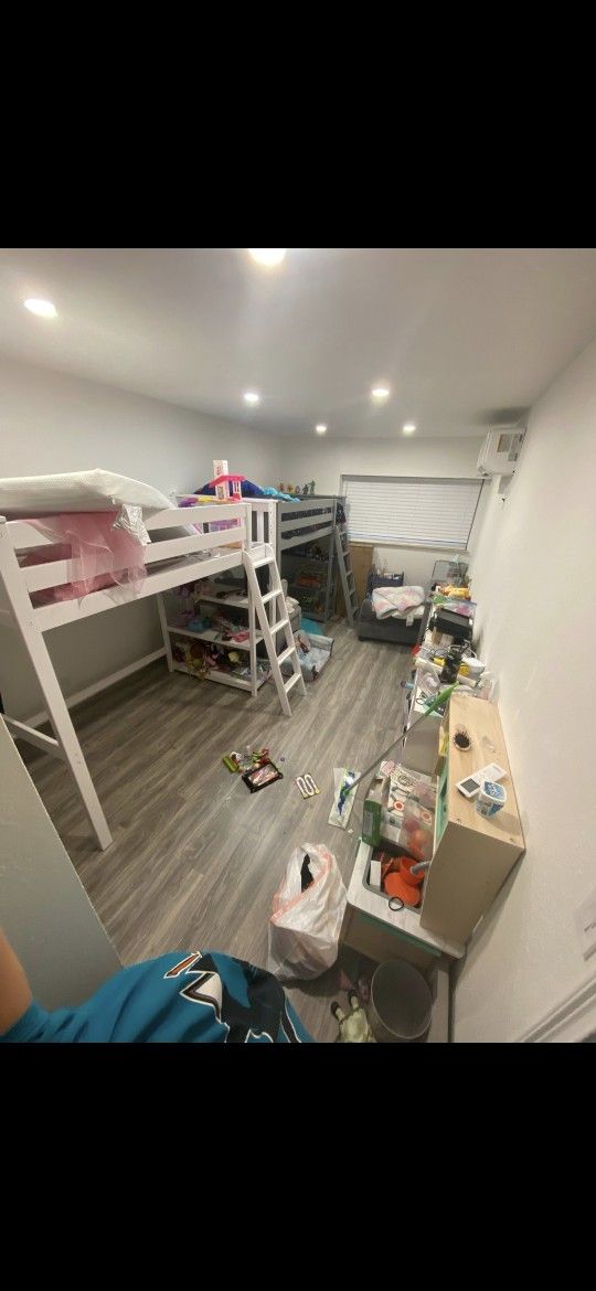 Loft Beds Twin XL Max & Lily