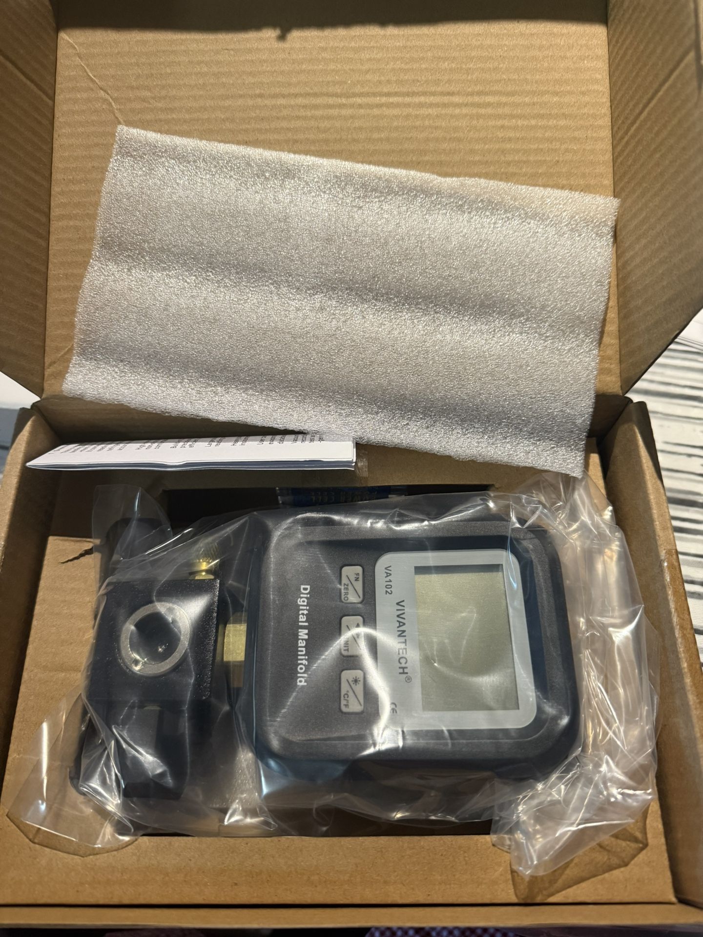 Digital Gauge HVAC, R22, R134A, R410, R502, R1234Y Vacuum Pressure High-Accuracy Manifold Gauge for AC, Refrigeration and Leak Detection with Backlit 