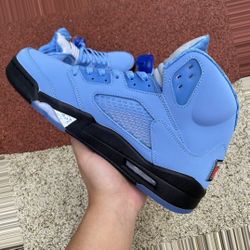 Jordan 5 UNC University Blue 32