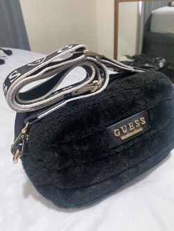 Fur black Guess shoulder bag 30$