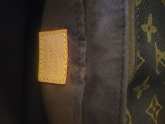 Louis Vuitton pochette metis monogram