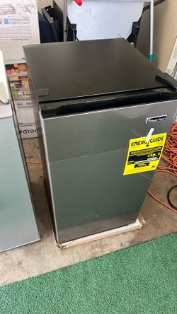 Mini fridge