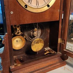 Antique 19th Century Seth Thomas Walnut Parlor Mantel Clock
Size 19X12