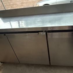 Commercial Refrigerator 