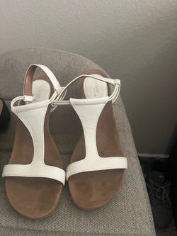 Women’s shoes