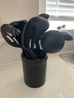 Black Kitchen Utensil Set with Holder