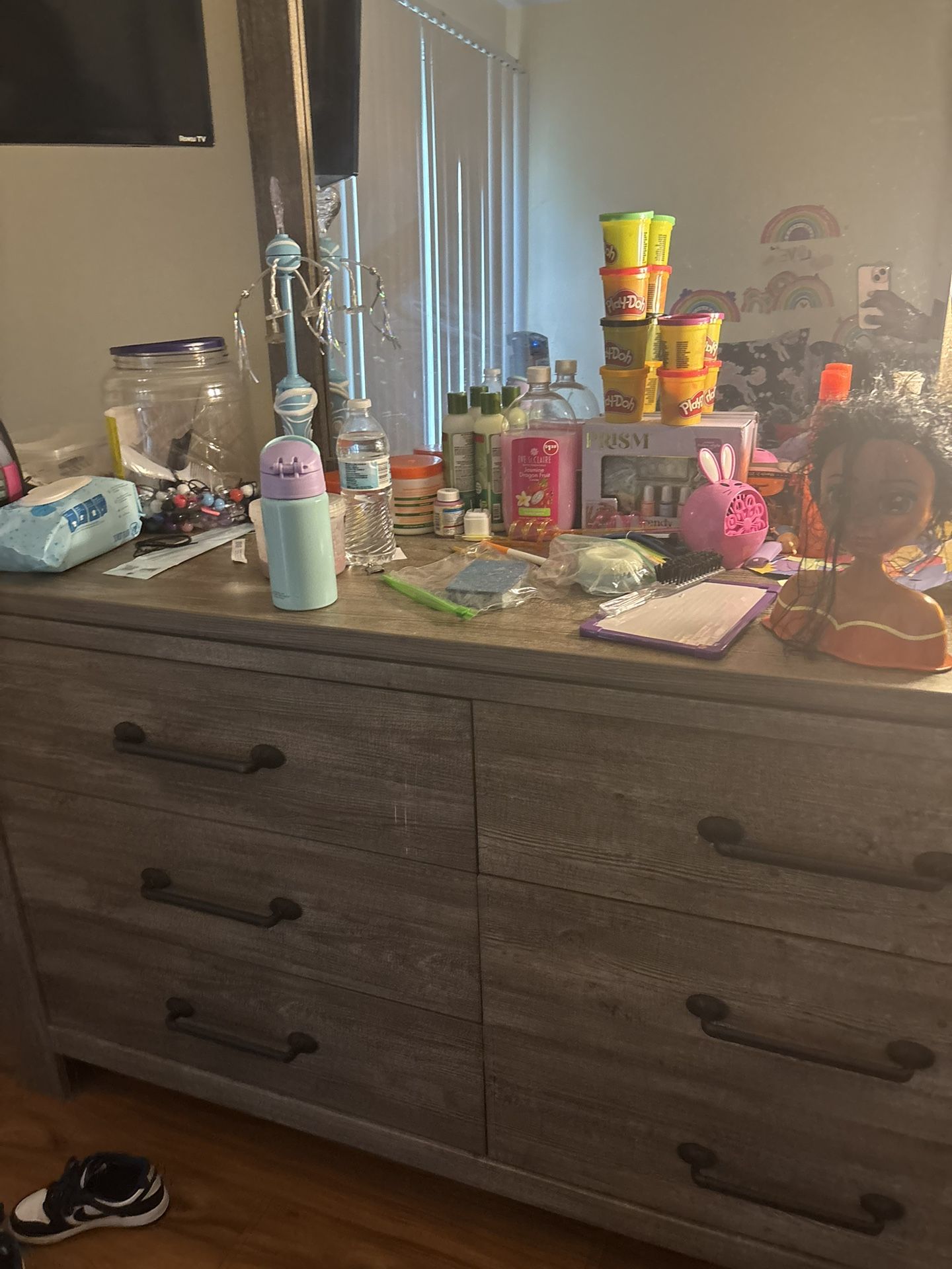 Adorna Dresser Set