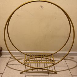 Gold Table Top Center Piece Ring 