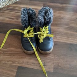 Boys Size 7 Boots