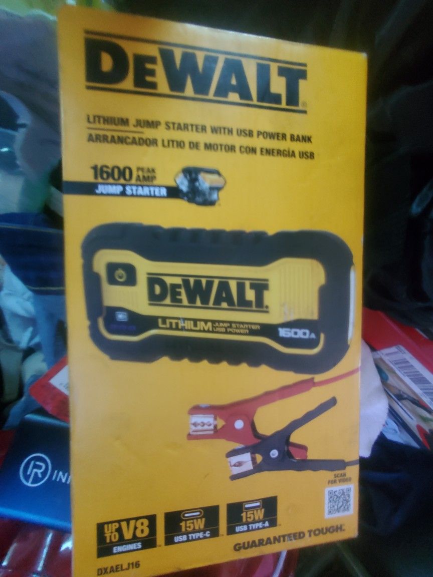 DeWalt Car Jumper