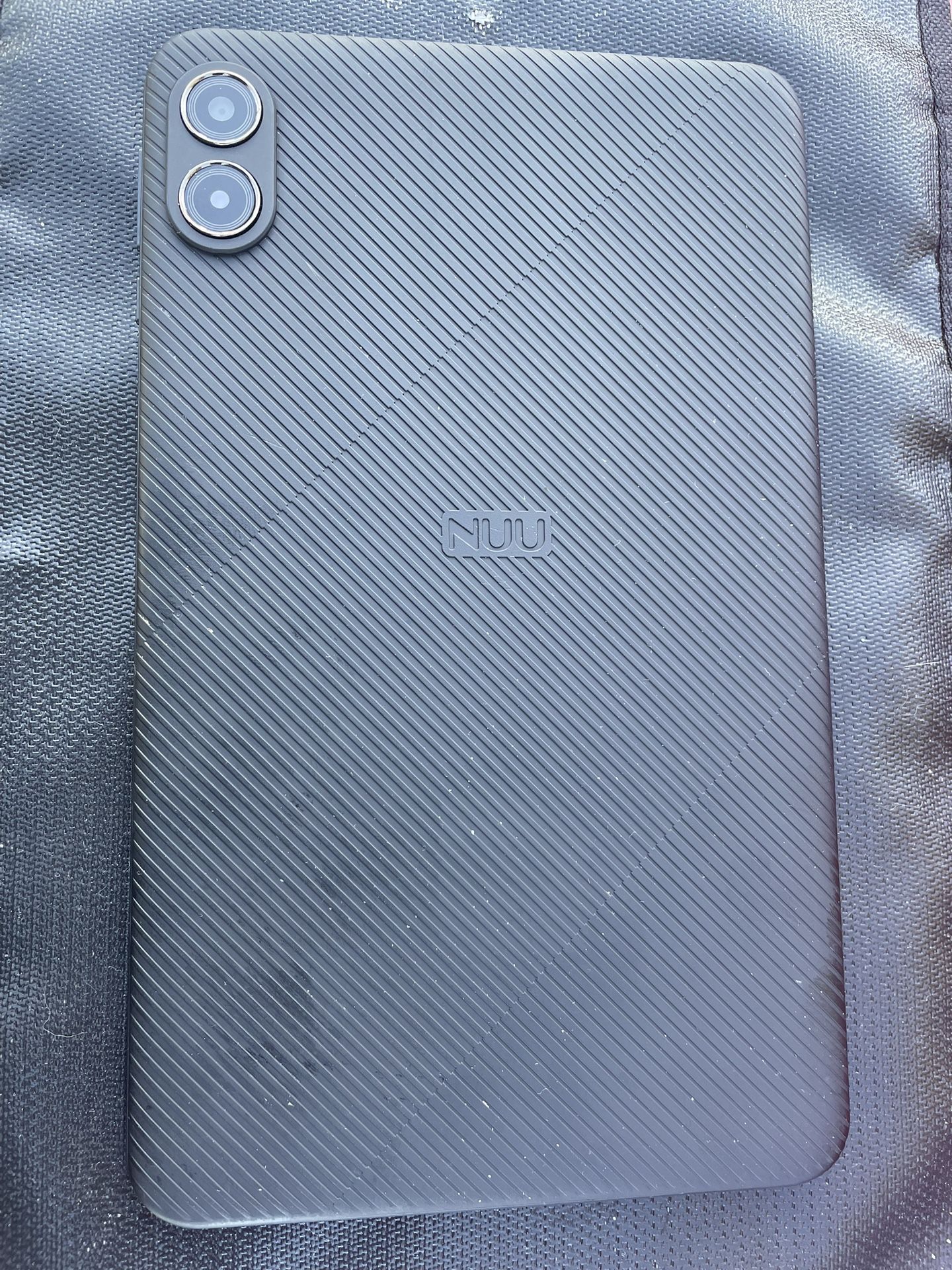 NUU Tablet 8 - Good Condition!