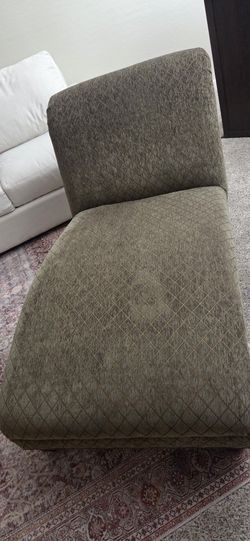 Chaise Lounge Side Chair