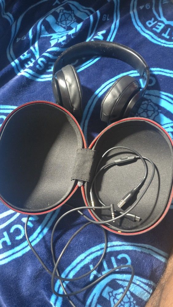 Beats Studio3 Wireless Noise Cancelling Headphones.