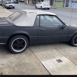 1989 Ford Mustang