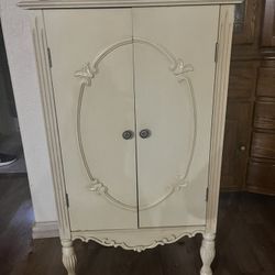 Victorian Cabinet 
