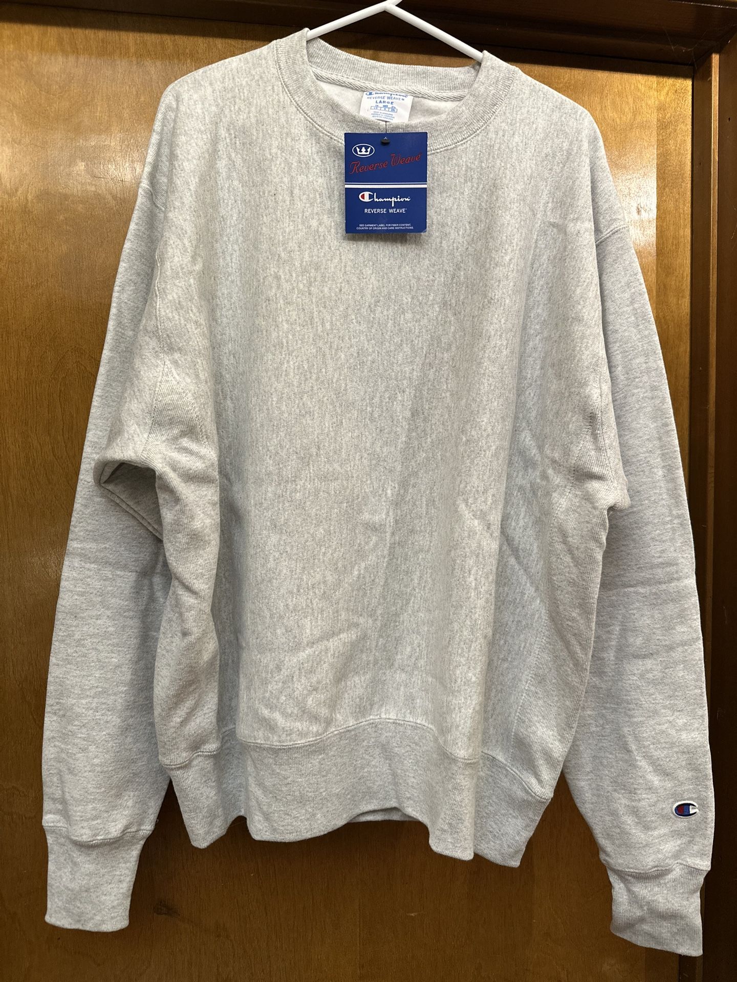 Brand New Champion Reverse Weave Crewneck Sweat Men’s Medium NOT Stussy Supreme TNF Nike Adidas
