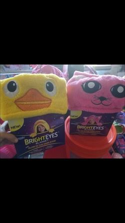 Bright eyes Blankets duck and cat