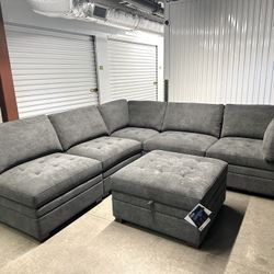 Free Delivery- Brand New Thomasville Tisdale 6 Pieces Sectional Sofa with Storage Ottoman 