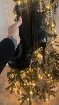 Jessica Simpson Black Booties 