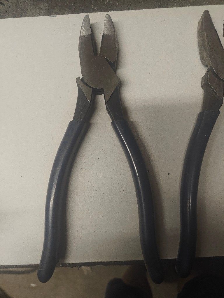 Klein Linesman pliers