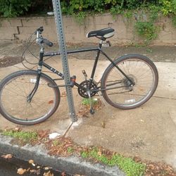 26" STURDY ROAD BIKE 