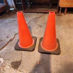 Safety Cones X2