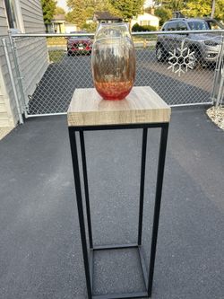 Decorative table