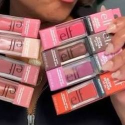 NEW GLO REVIVER LIP OIL (Elf)