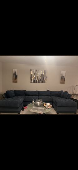 Rooms To Go U-shaped Sectional - $350 - Pic Up Today