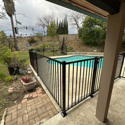 POOL FENCE - STEEL FENCE & GATE