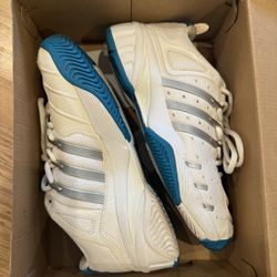 Adidas Women Court Shoes: Size 6.5