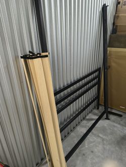 QUEEN SIZE  BED FRAME WITH THE HEADBOARD