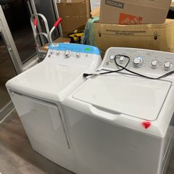 Set Washer And Dryer 
