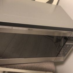 Panasonic 1200 Watts Microwave